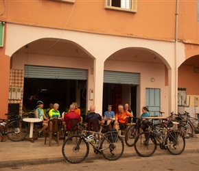 Afternoon tea stop at Arbaa Sahal, still some more climbing to come