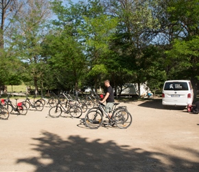 Vinnie setting the bikes up