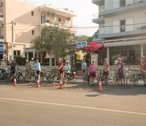 Non Electric group ready to leave the Rhondos Hotel